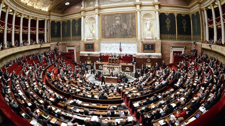 RETRAITES: L’ASSEMBLÉE NATIONALE REVIENT SUR LE DÉBLOCAGE DE 500 MILLIONS D’EUROS POUR LES PENSIONS