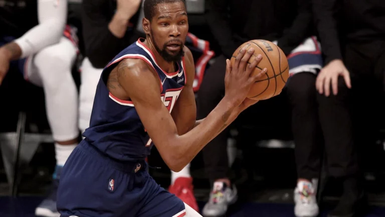 NBA: Durant va rester aux Nets, affirment ses dirigeants