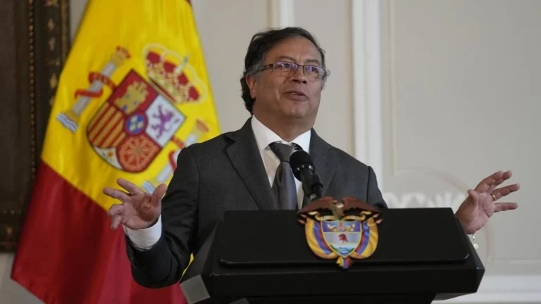 Colombie: la nouvelle méthode de lutte anti-drogue prônée par Gustavo Petro