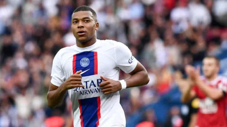 PSG : Après la FFF, un nouveau scandale frappe le clan Mbappé