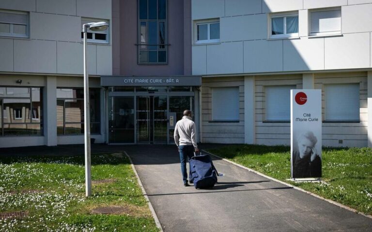 JO 2024 : non, la Ville de Paris n’a pas demandé aux habitants de lui prêter leur logement