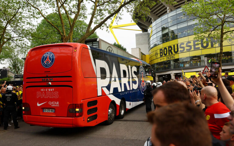 Dortmund-PSG : le bus parisien a quitté le stade sans Kylian Mbappé, retenu au contrôle antidopage