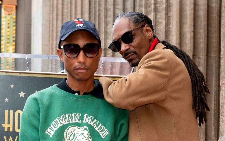 JO Paris 2024 : Pharrell Williams, Laetitia Casta, Snoop Dogg… Pluie de stars pour le dernier jour de la flamme