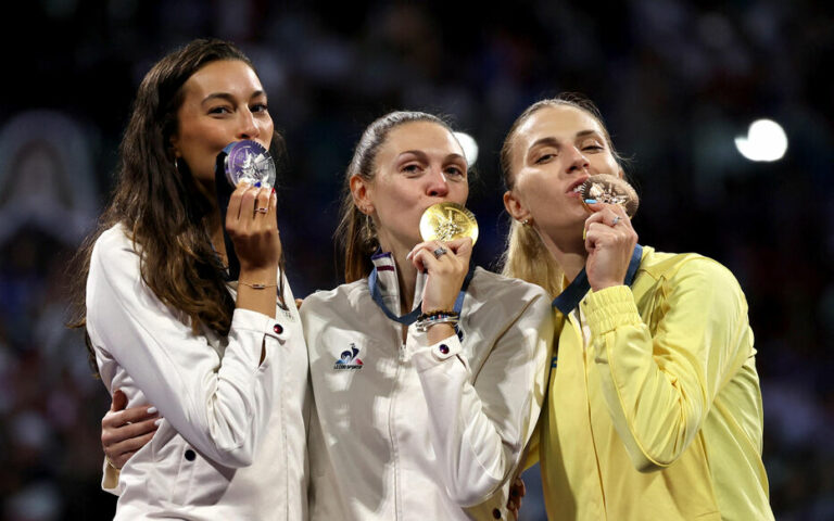 JO Paris 2024 : 8 médailles en une journée, une première pour la France depuis près de 30 ans