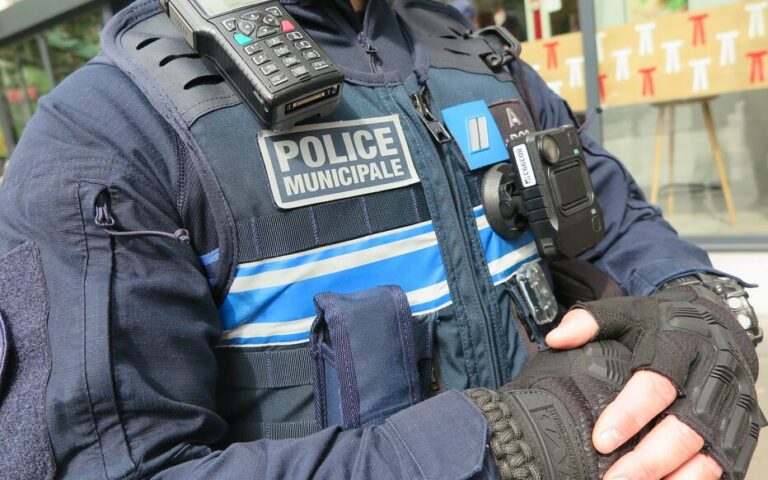 Seine-et-Marne : un policier municipal dans le coma après un accident lors d’une intervention routière