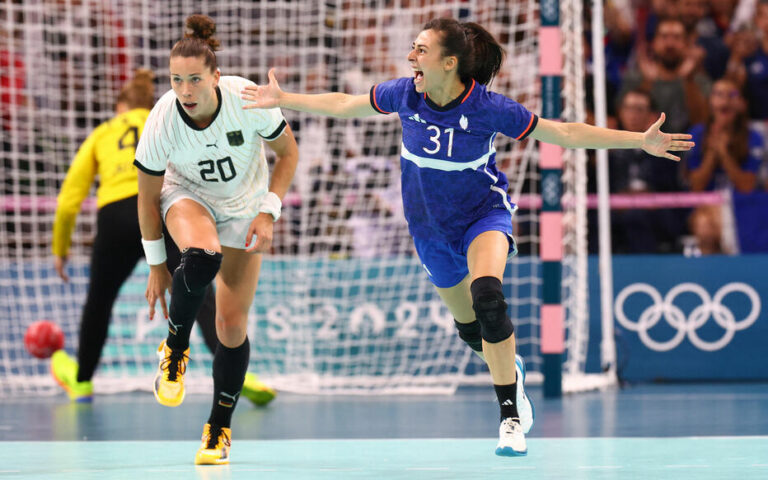 Handball : les Bleues maîtrisent l’Allemagne et filent en demi-finale des JO