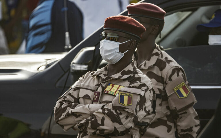 « On a oublié de nous dire merci » : le Tchad dénonce une « attitude méprisante » après les propos d’Emmanuel Macron