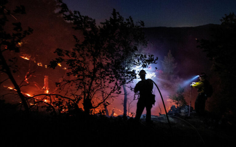 Incendies de Los Angeles : le bilan monte à dix morts, plus de 9000 maisons détruites, des renforts militaires déployés